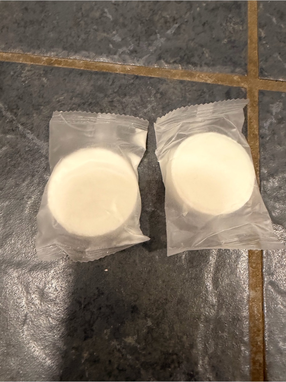 Set of 2 bath and body aromatherapy stress relief shower steamers - NWT